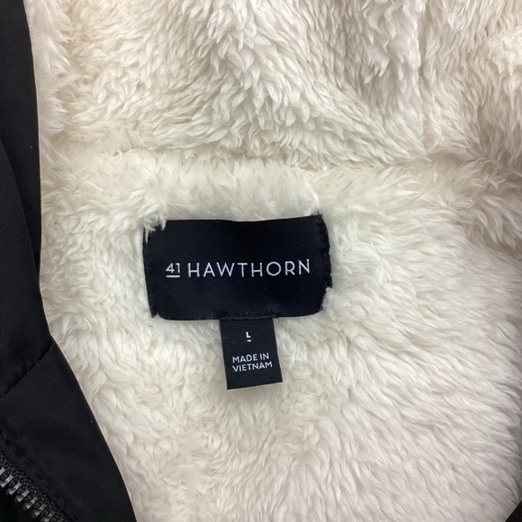 41 Hawthorn Quilted Sherpa Lined Vest Size Large - Picture 11 of 13